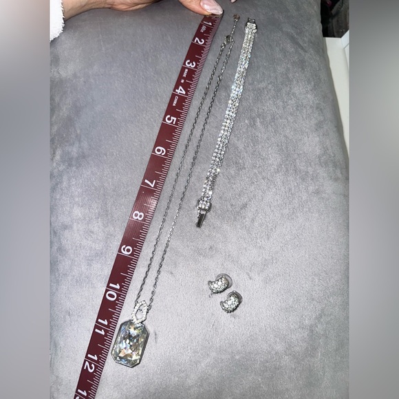 Swarovski jewelry set - Picture 4 of 8